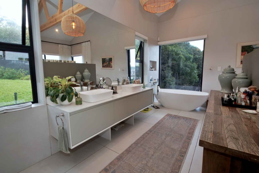 4 Bedroom Property for Sale in Stilbaai Wes Western Cape